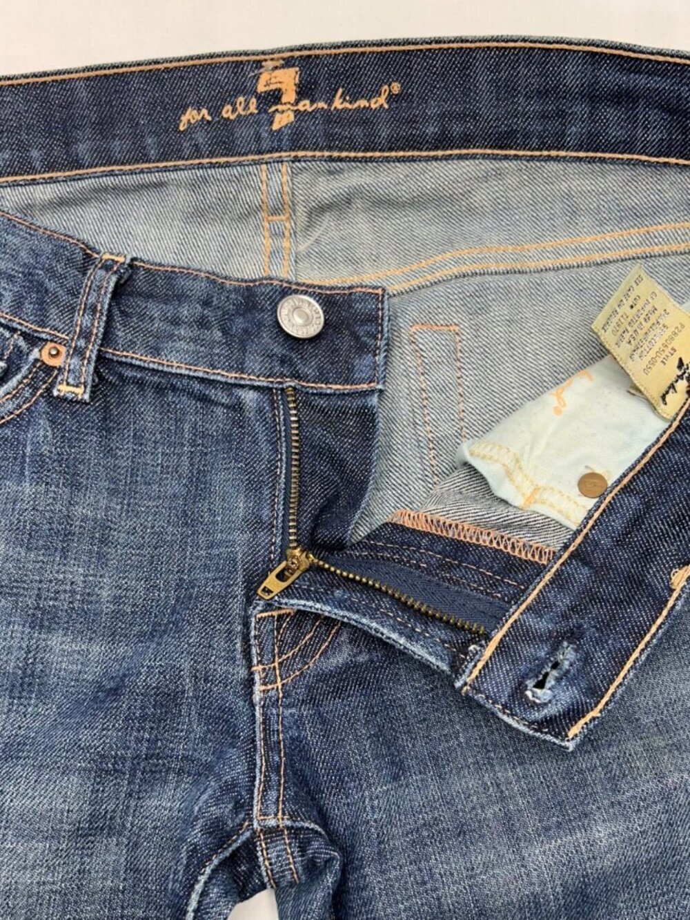 7 For All Mankind Joyce Jeans Women's 26 Blue Made in the USA - Picture 10 of 14